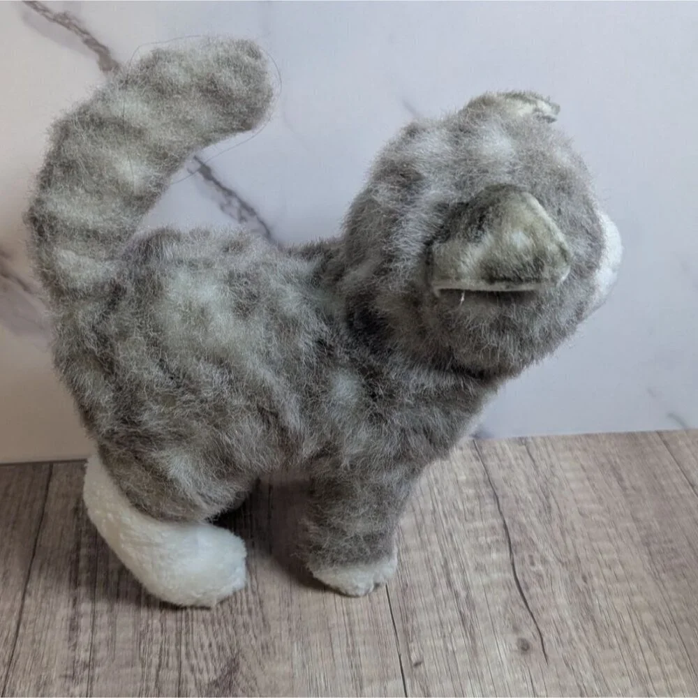 Douglas Cuddle Toys Gray & White Striped‎ Cat Plush Stuffed Animal Realistic 9